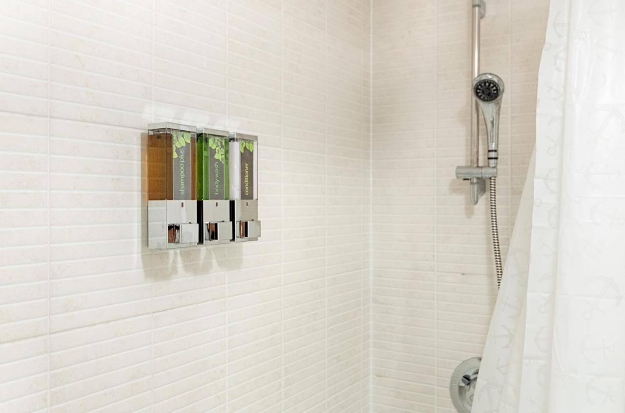 Apartment Royal Sovereign With Parking - Tv In Every Bedroom!